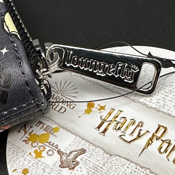 Loungefly Harry Potter Character Print Wallet. NWT - Picture 5 of 8